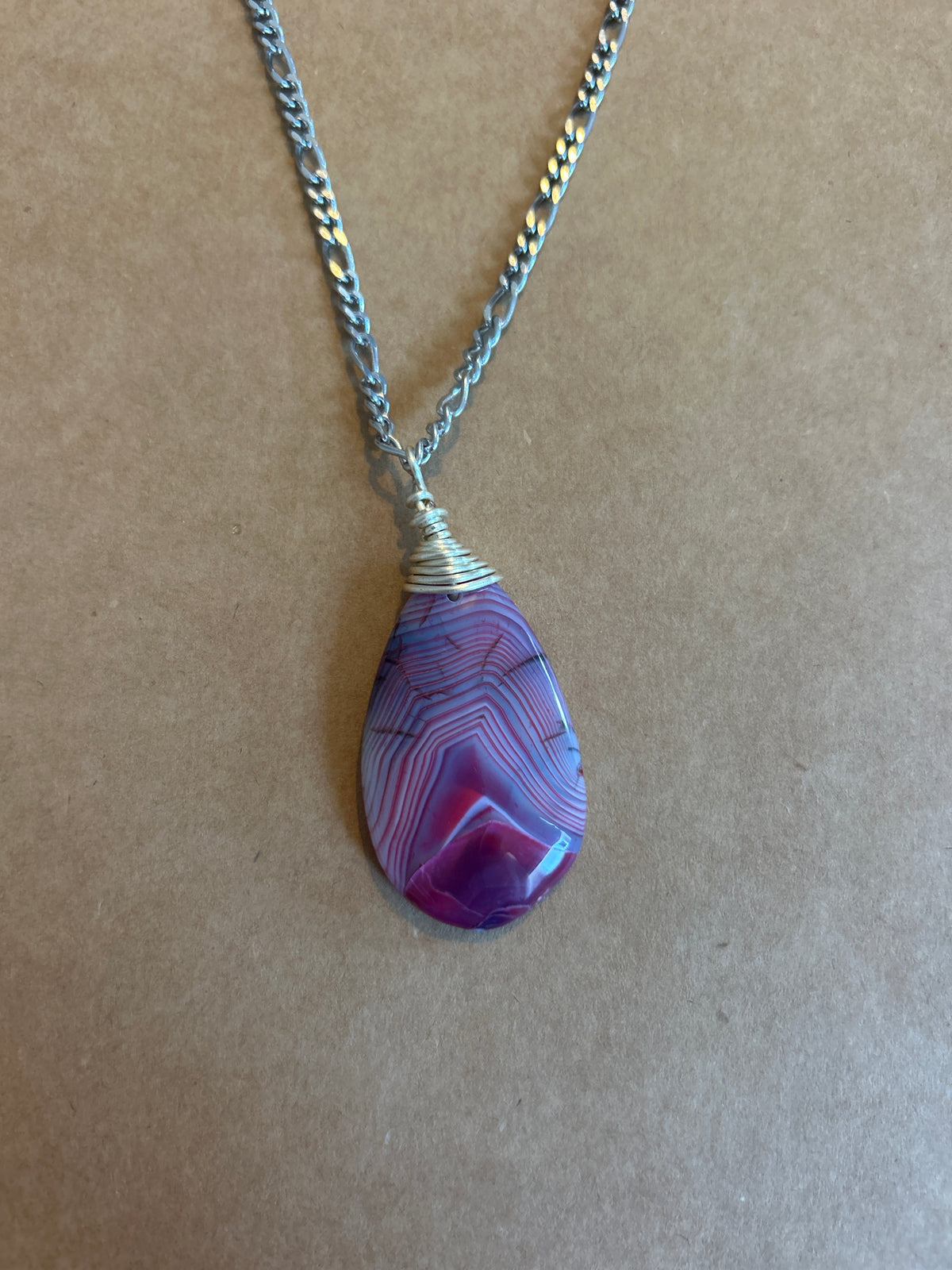 Agate stone necklace