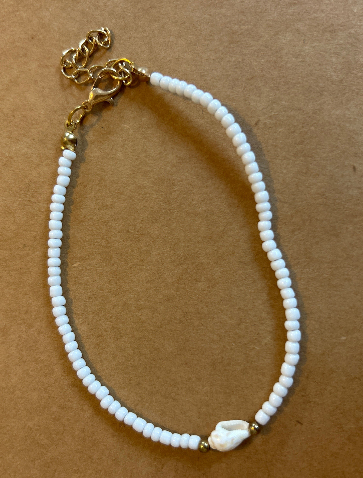 White and gold shell anklet